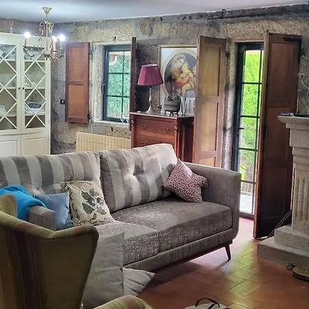 Aguasantas Dom wakacyjny Martin (Pontevedra)